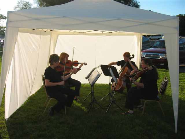 Brioso under tent
